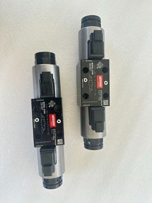 Industrial Dg4V Hydraulic Solenoid Directional Valve with Carbon Steel material