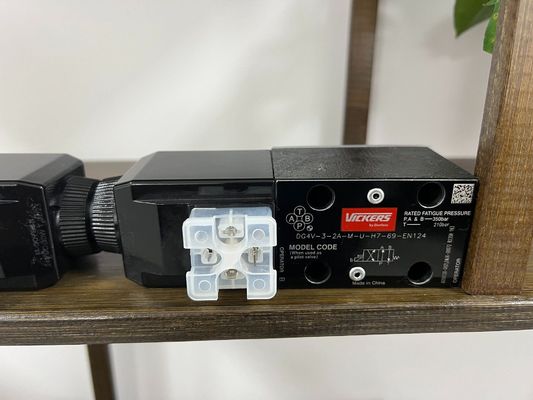 Dg4V-3-2A-M -U-H5-60 Solenoid Hydraulic Control Valve Customized